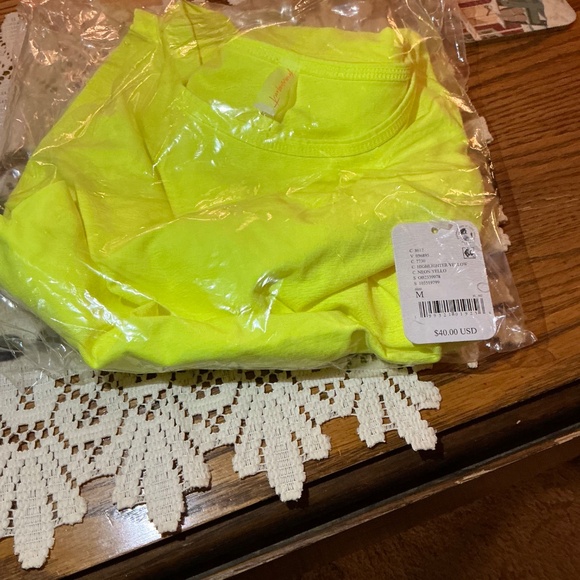 FP Movement by Free People Hot Shot Twist Tank in Highlighter Yellow Sz M NWT - Picture 5 of 6